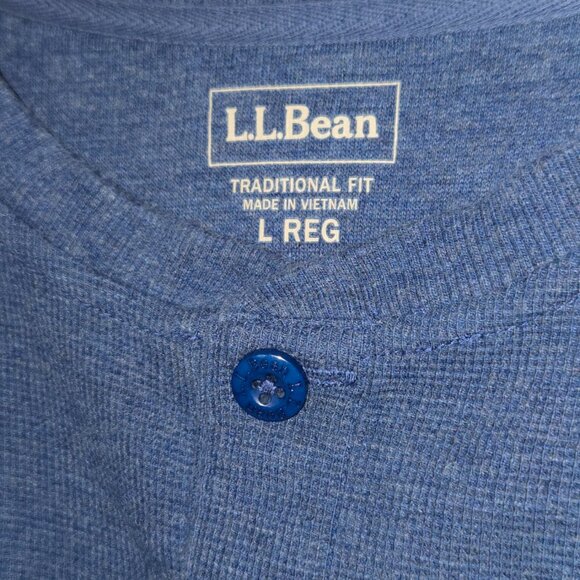 WINTER SALE! L.L. Bean Men's Henley Shirt - Blue - Large - 100% Cotton - Picture 2 of 4